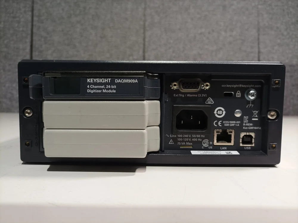 Keysight DAQ970A Data Acquisition system, 6 1/2 DMM