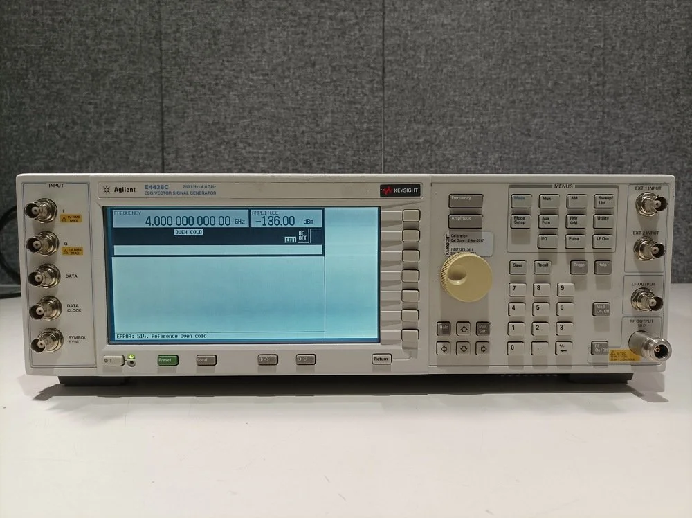 Agilent E4438C ESG Vector Signal Generator, 250kHz-4GHz #