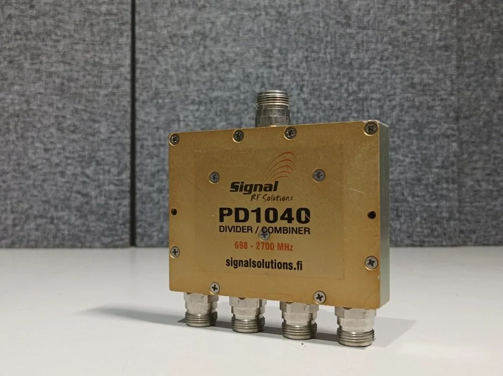 Signal RF Solutions Power Divider PD1040, 4 Way (n-female), 0.698-2.7 GHz #