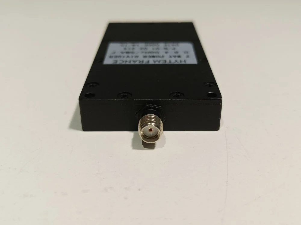 Hytem 01.02.314, 2 Way Power Divider 0.6-4.0 GHz/SMA-F #