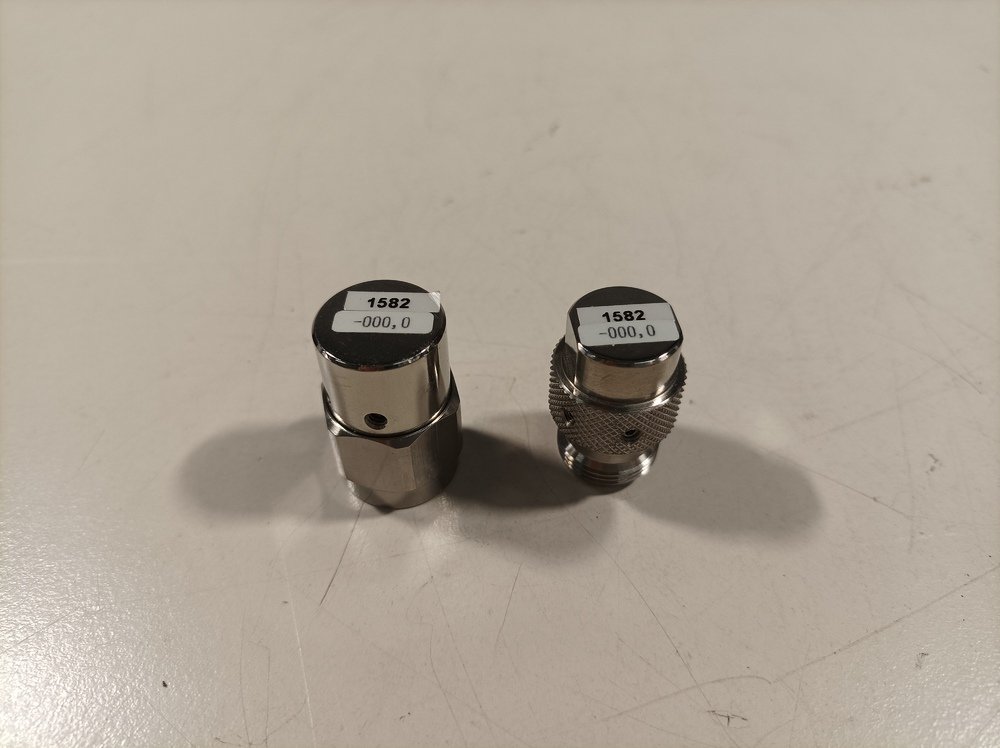 Hewlett Packard 85054B, Type N Calibration Kit, 3.5 mm