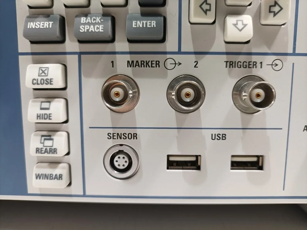 Rohde & Schwarz SMU200A, Vector Signal Generator, 100kHz-3GHz, Loaded with Options