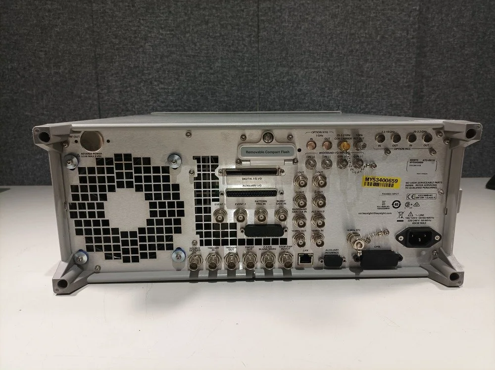 Keysight E8267D, PSG Vector Signal Generator, 250kHz-44GHz, Loaded With Options #