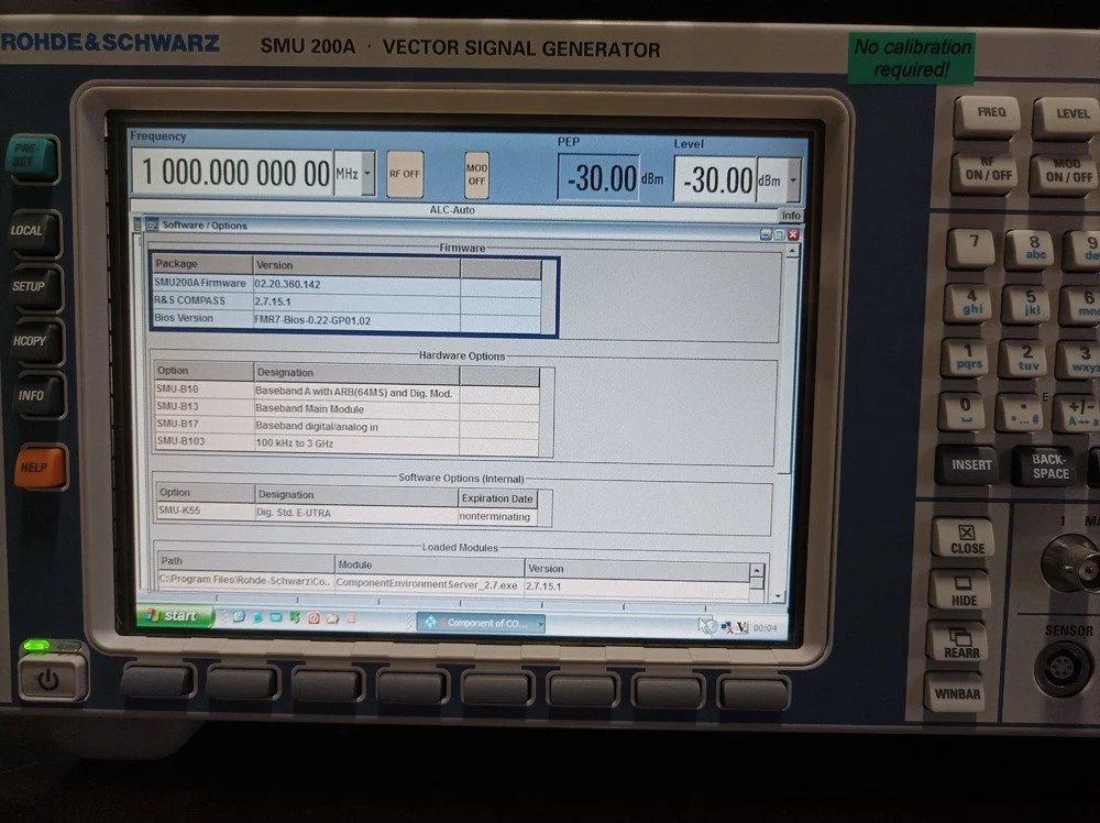 Rohde & Schwarz SMU 200A Vector signal generator OPT: B10, B13, K55 #
