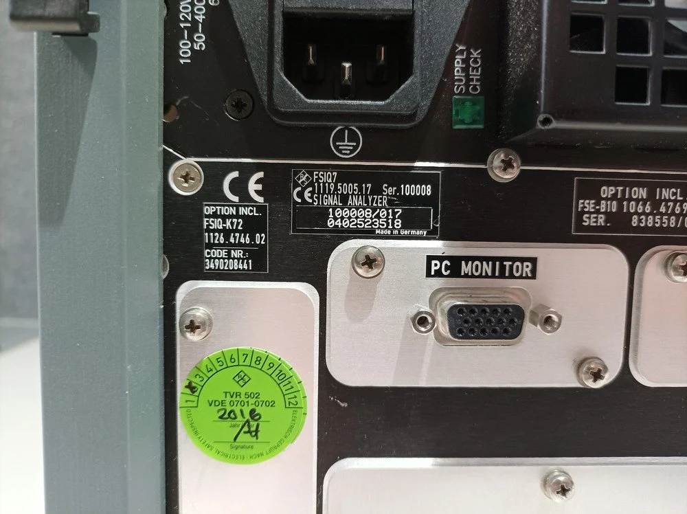 Rohde & Schwarz FSIQ 7, Signal Analyzer, 20Hz-7GHz, Options K72