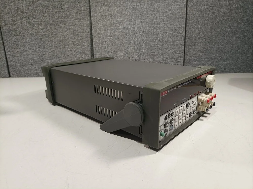 Keithley 2230-30-1, Triple Channel DC Power Supply, 30V/6V, 1.5A/5A, 120W #