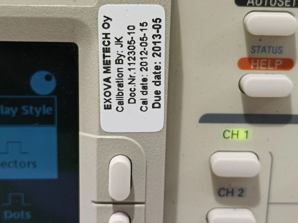 Tektronix TDS520B, Digitizing Oscilloscope, 2-Channel, 500 MHz, 1 GS/s #