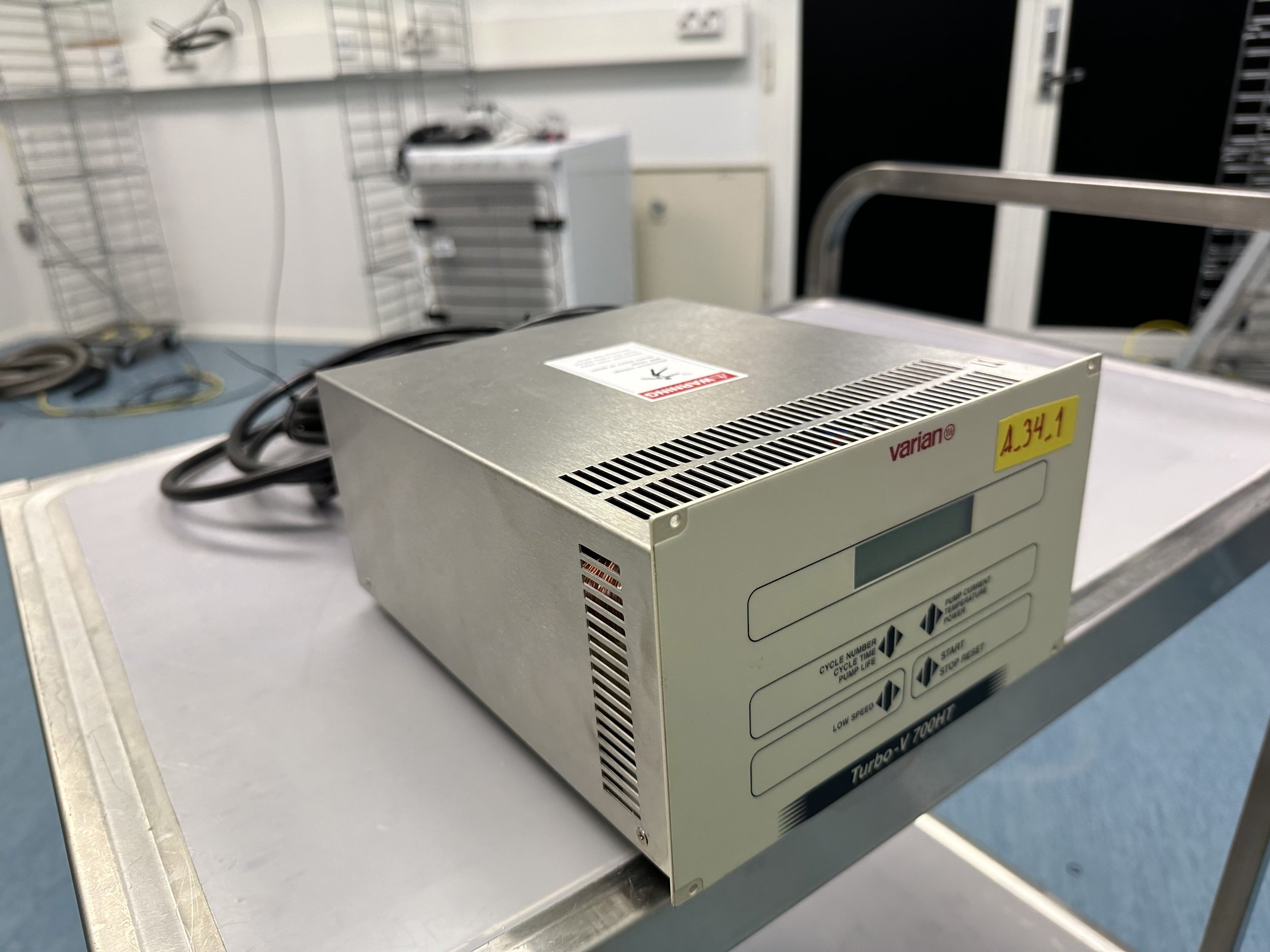 Varian V 700HT, Turbo Controller *