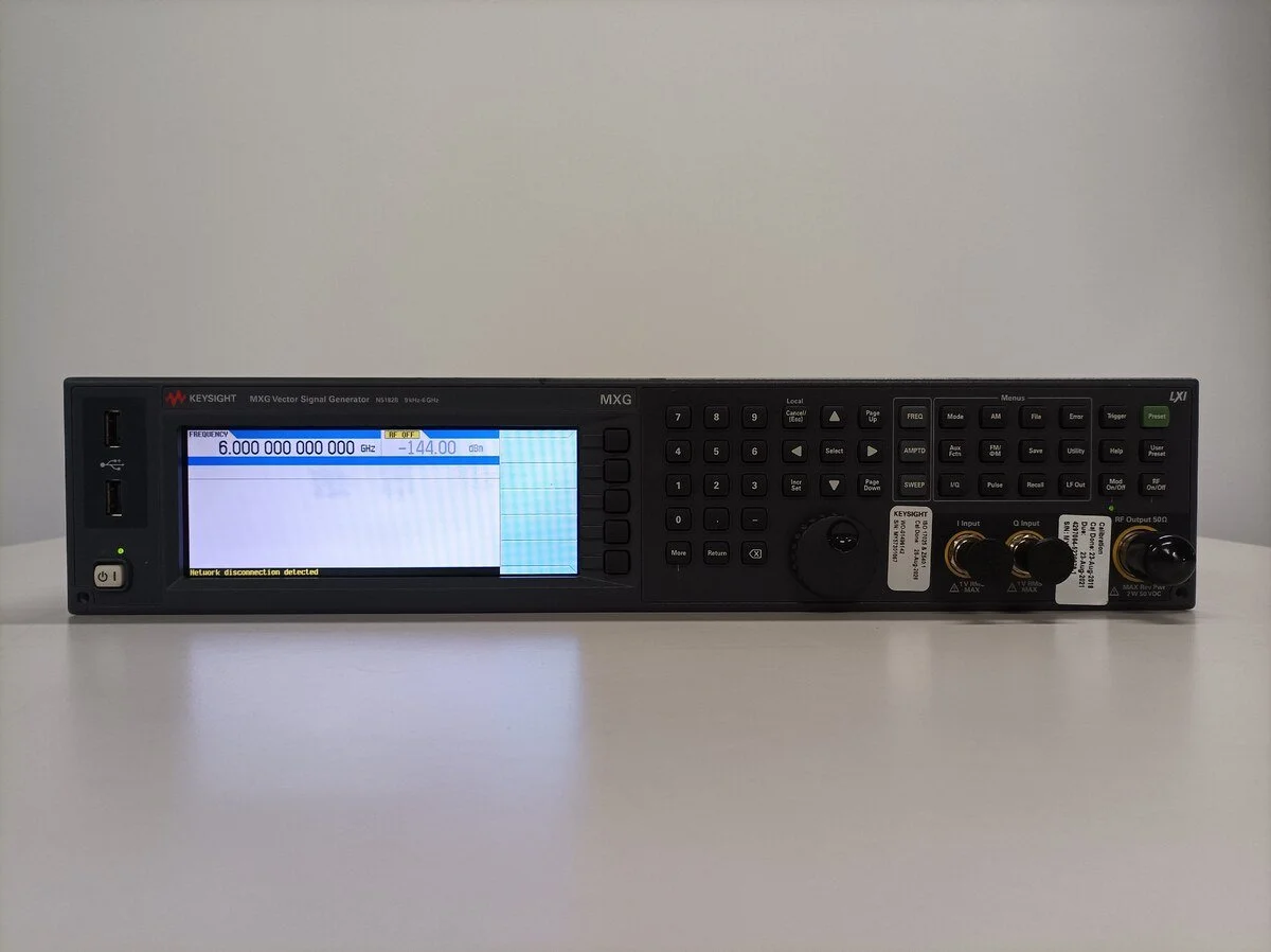 Keysight N5182B, MXG Vector Signal Generator, 9 kHz-6 GHz, w/OPT, OEM Cal. 08/2026 #
