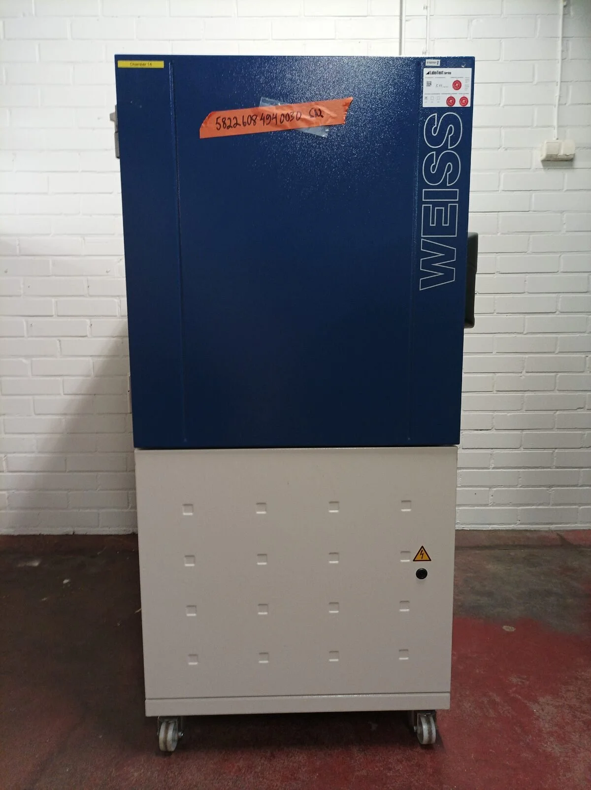 Weiss WT 210/40, Temperature Test Chamber, -40°C / +180°C #