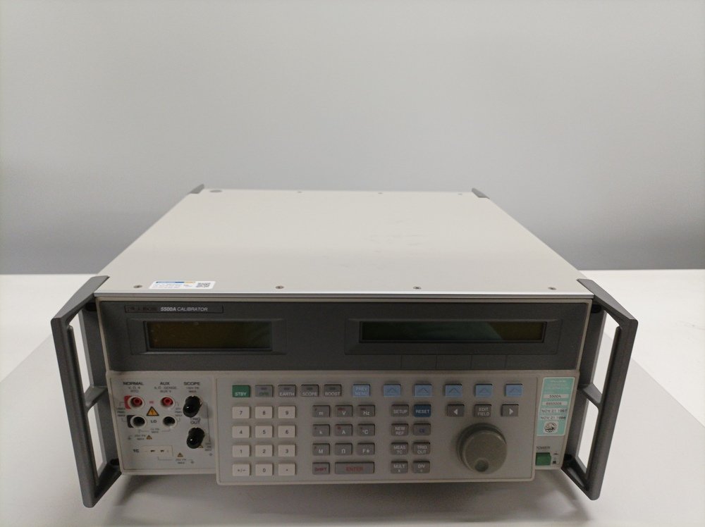 Fluke 5500A Calibrator with option 5500A-SC, OEM cal. 09/2026