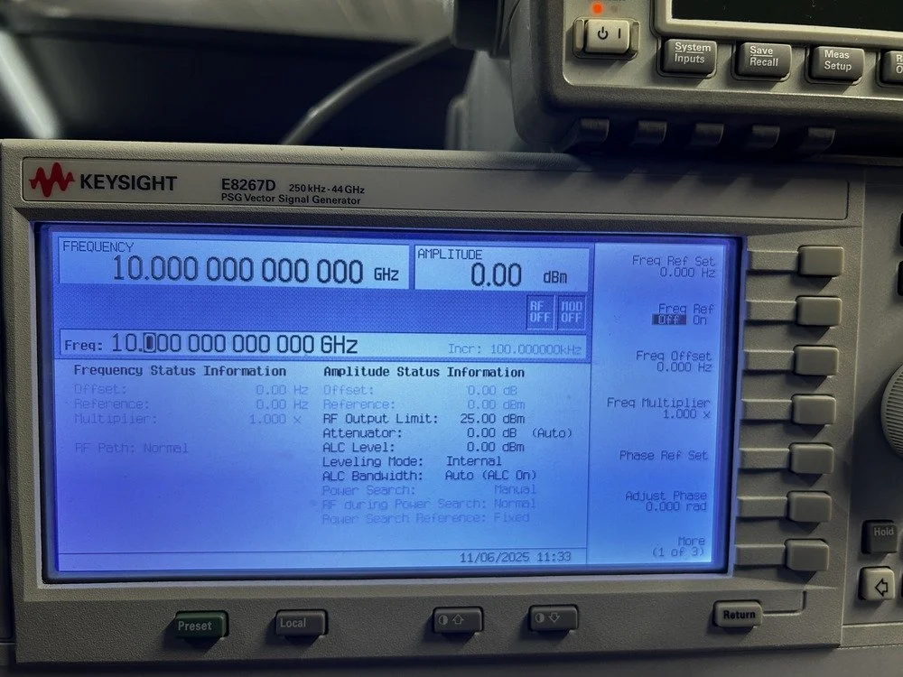 Keysight E8267D, PSG Vector Signal Generator, 250kHz-44GHz, Loaded With Options #