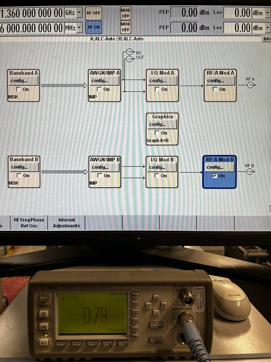 Rohde & Schwarz SMATE200A, Vector Signal Generator, 100kHz-6GHz, loaded with options #