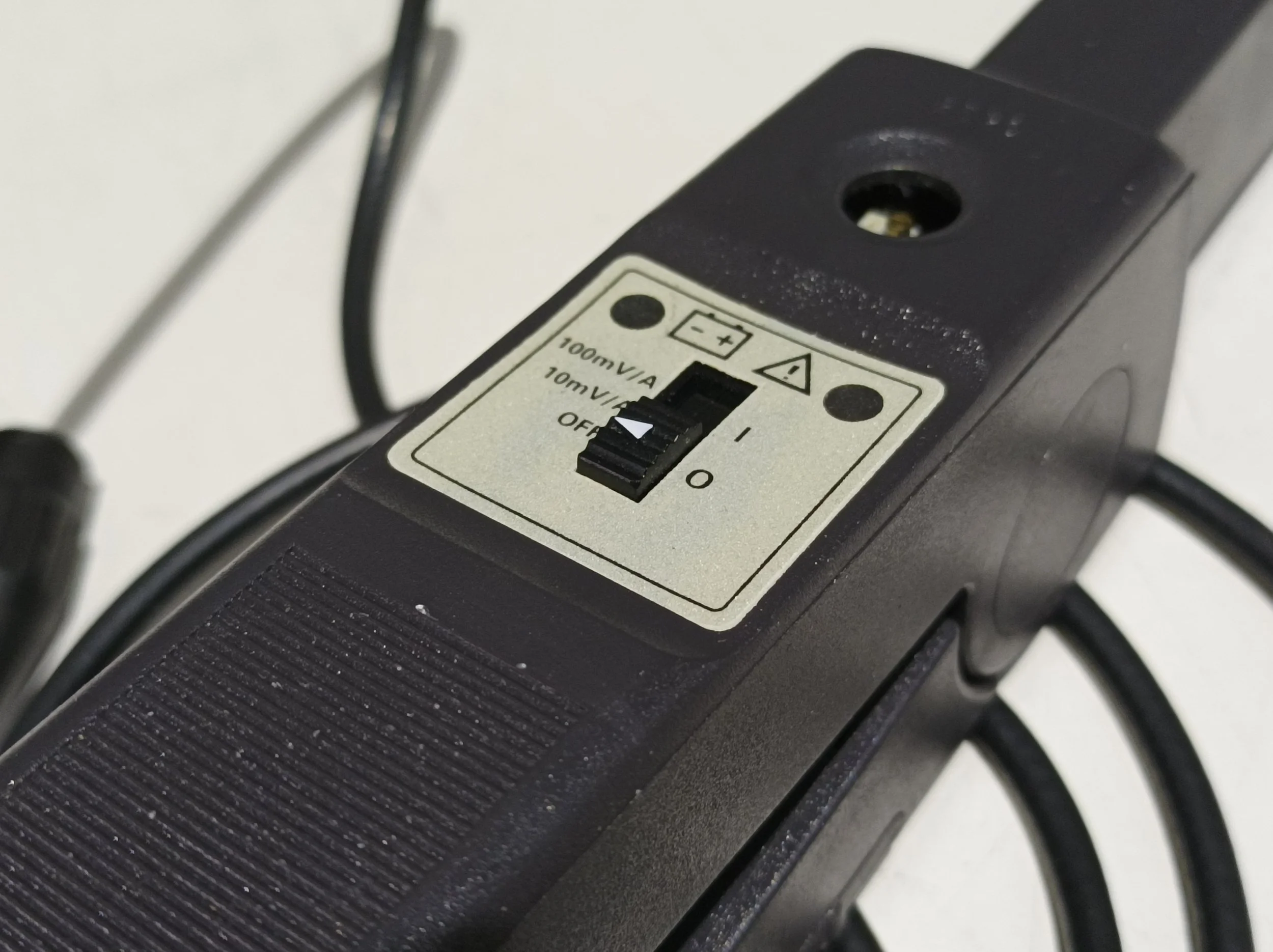 Tektronix A622, Current Probe, AC/DC - 100 kHz, 50 mA - 100 A #