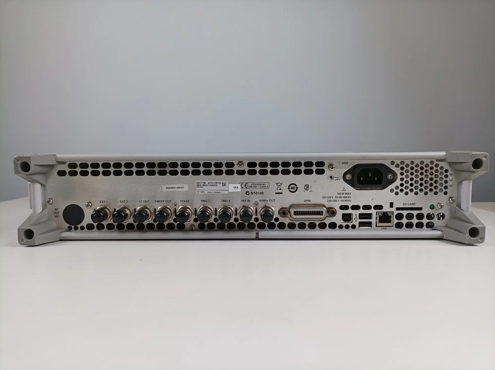 Keysight N5171B EXG Analog Signal Generator, 3GHz, 099, 1EA, 503, CAL 10/2026 #