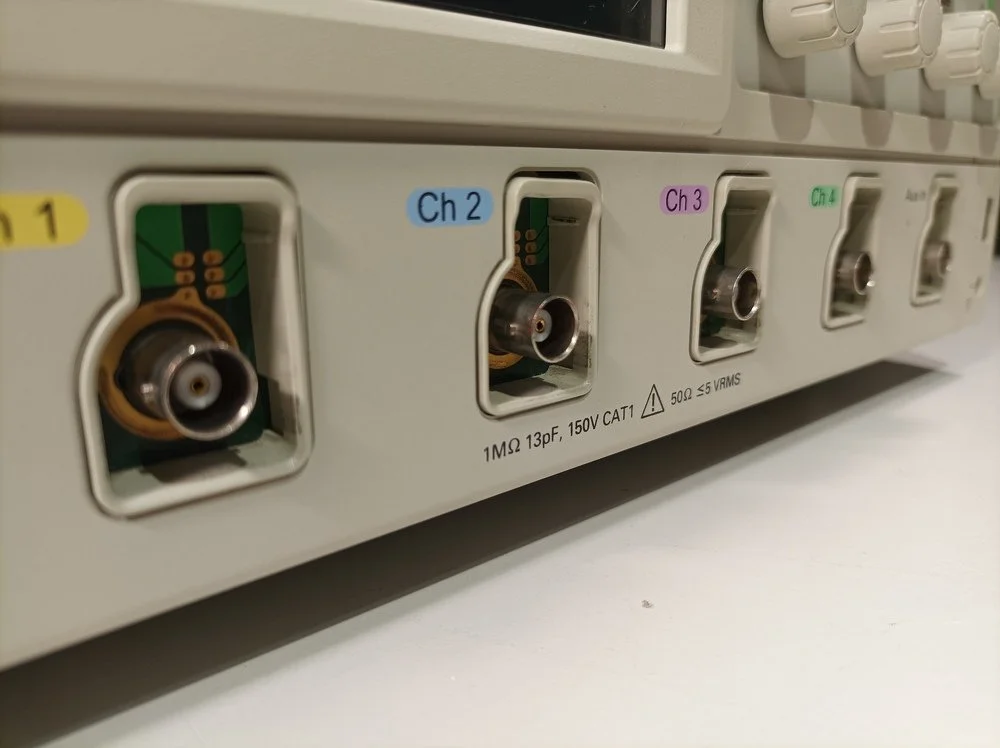 Tektronix DPO7104, Digital Phosphor Oscilloscope, 1 GHz , w/OPT #