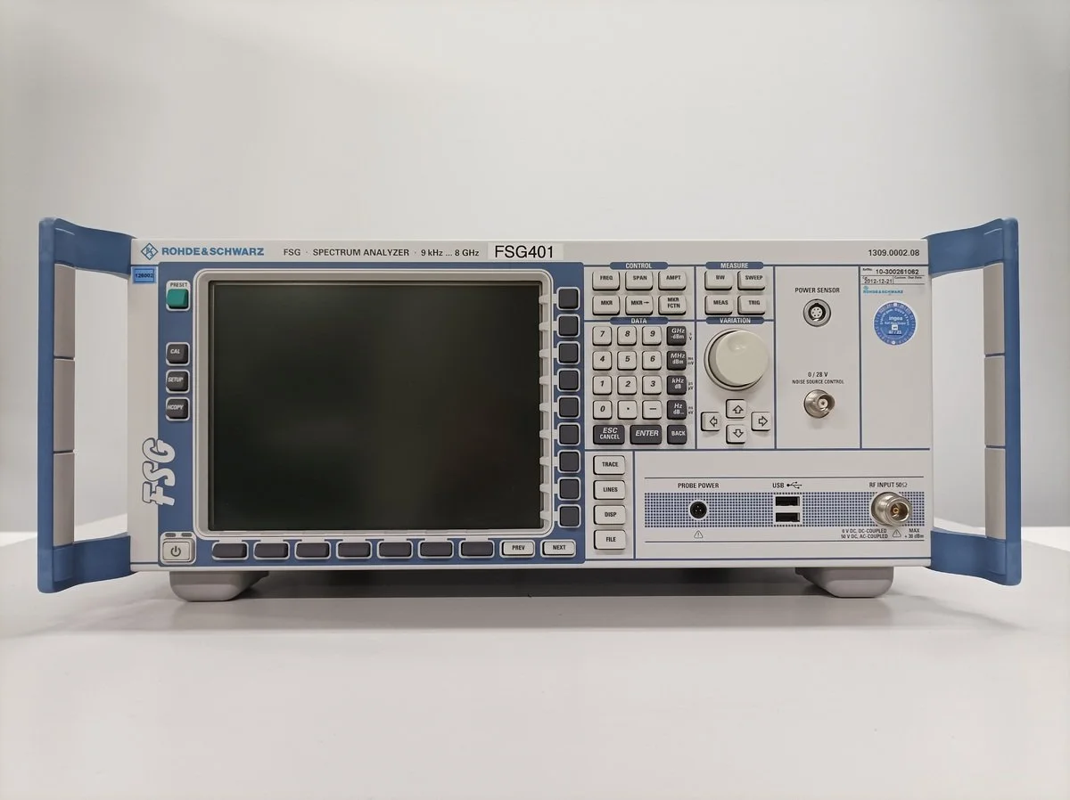 Rohde & Schwarz FSG Spectrum analyzer 9kHz-8GHz, OPT: K100 LTE FDD Downlink V4.71, K101 LTE FDD Uplink V4.71 #