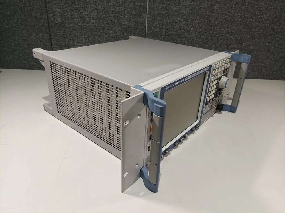 Rohde & Schwarz FSV4, Signal Analyzer, 10 Hz-4 GHz, OPT: B25, B29, K10, K72 #