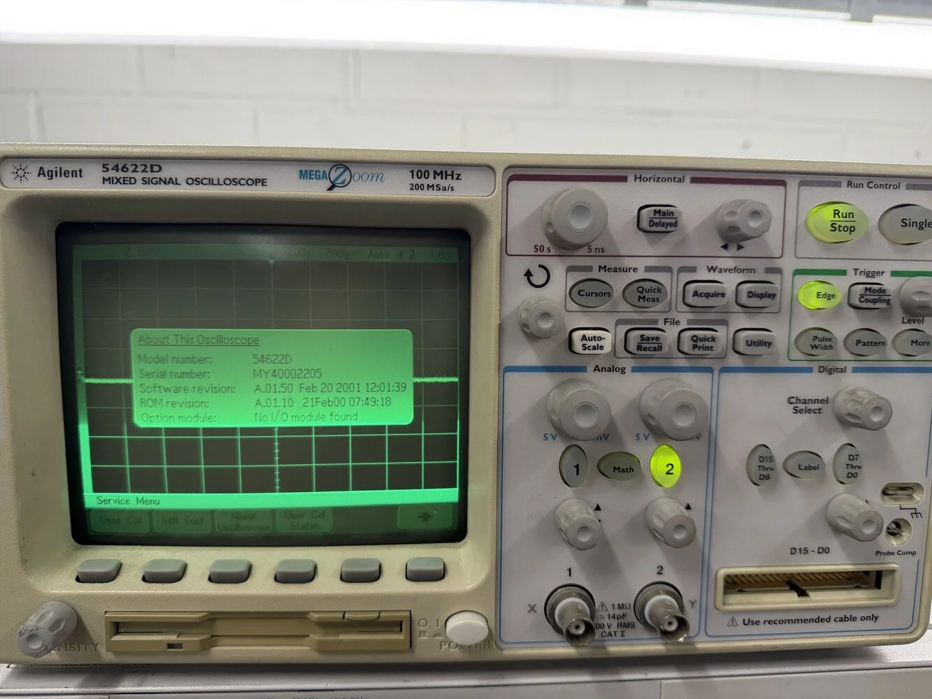Agilent 54622D Mixed-Signal Oscilloscope 100 MHz #
