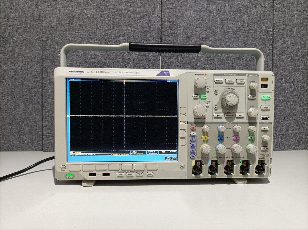 Tektronix DPO4104B Digital Phosphor Oscilloscope