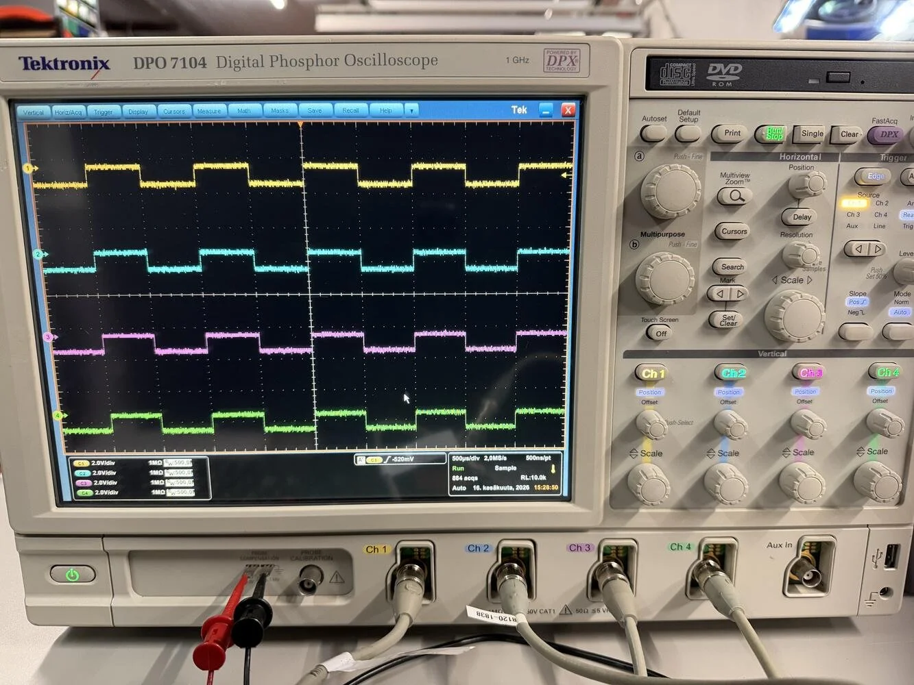 Tektronix DPO7104, Digital Phosphor Oscilloscope, 1 GHz , w/OPT #