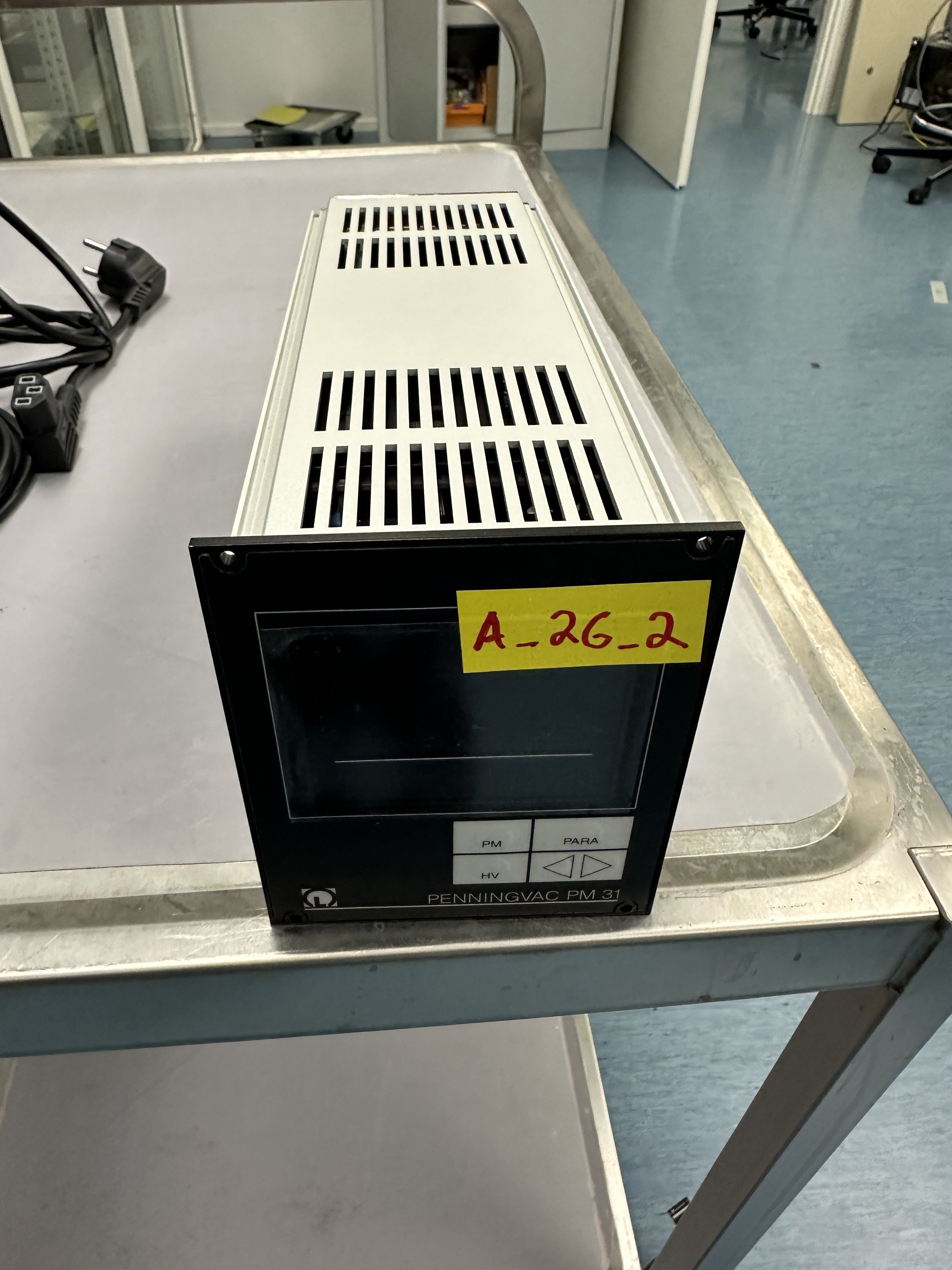 Leybold Penningvac PM 31, Vacuum Gauge Display Unit *
