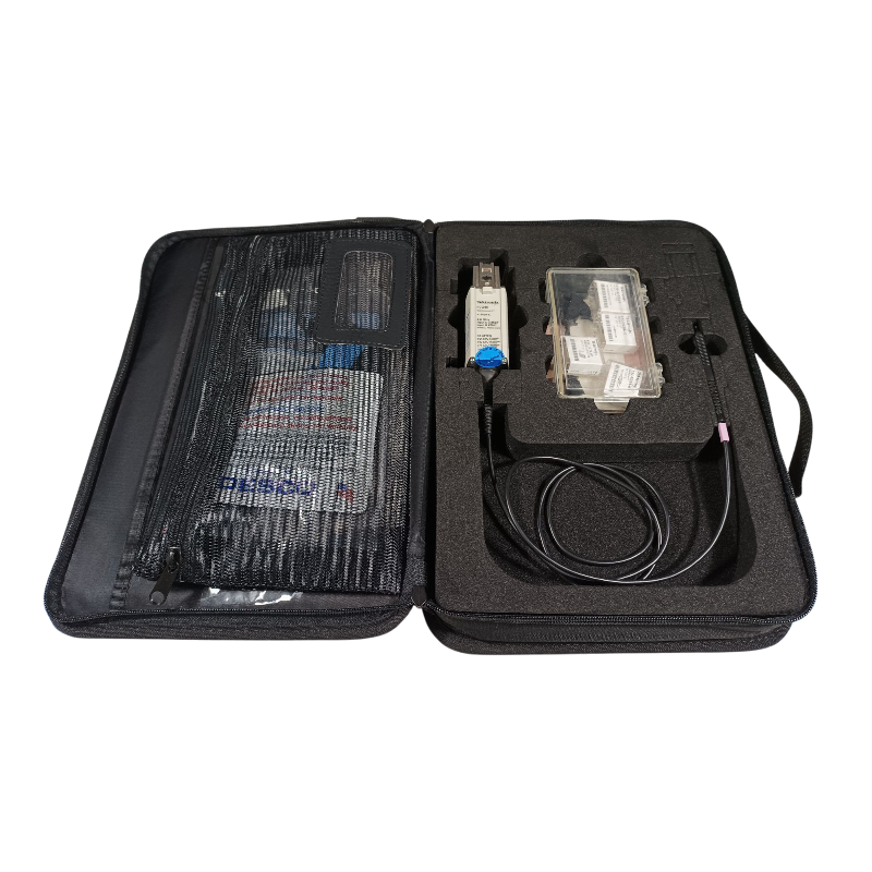 Tektronix P7240, Typical probe, 4GHz, In case with accessories #