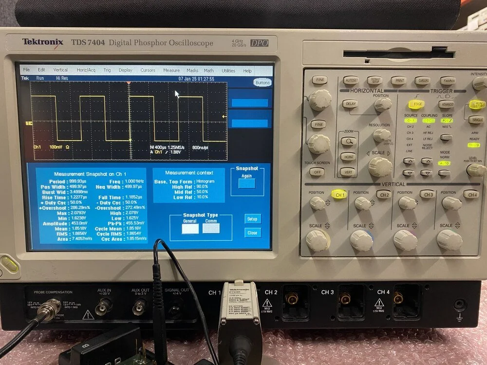Tektronix TDS 7404, Digital Phosphor Oscilloscope, 4 GHz, 20 GSa/s #
