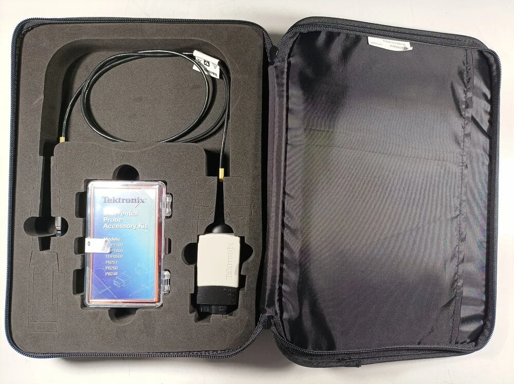 Tektronix TDP1500, Differential Probe 1.5 GHz kit