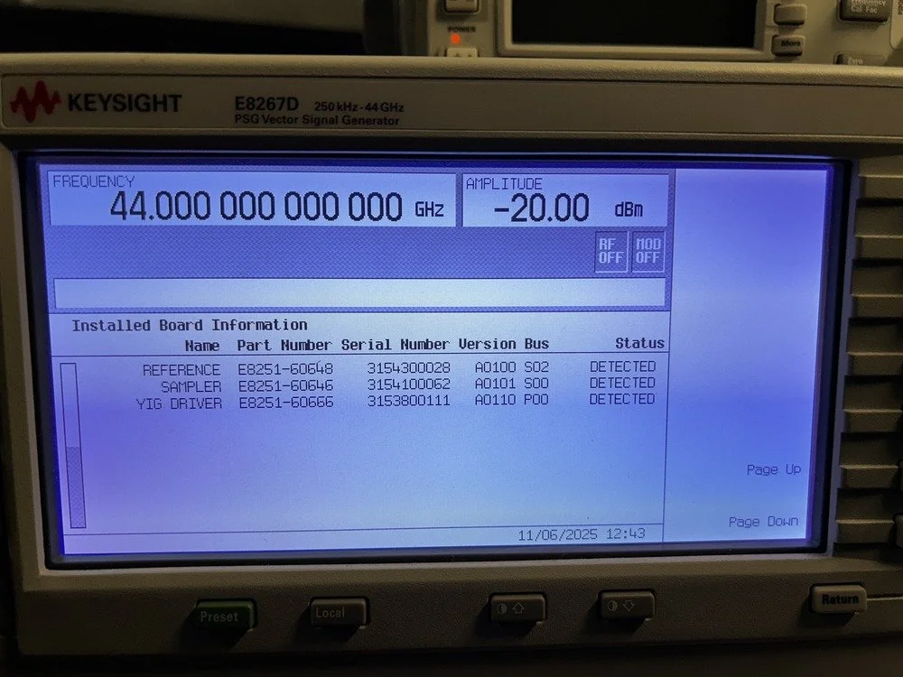 Keysight E8267D, PSG Vector Signal Generator, 250kHz-44GHz, Loaded With Options #