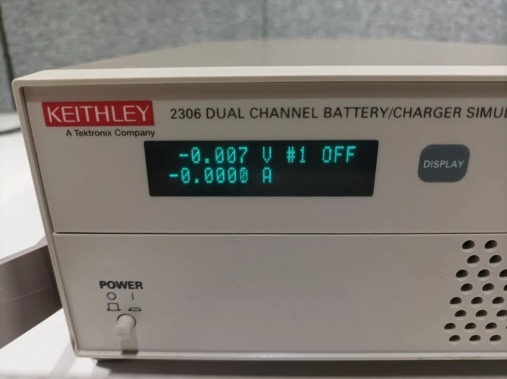 Keithley 2306, Bench Power Supply, Battery/Charger Simulator, OPT: B01, B13 #