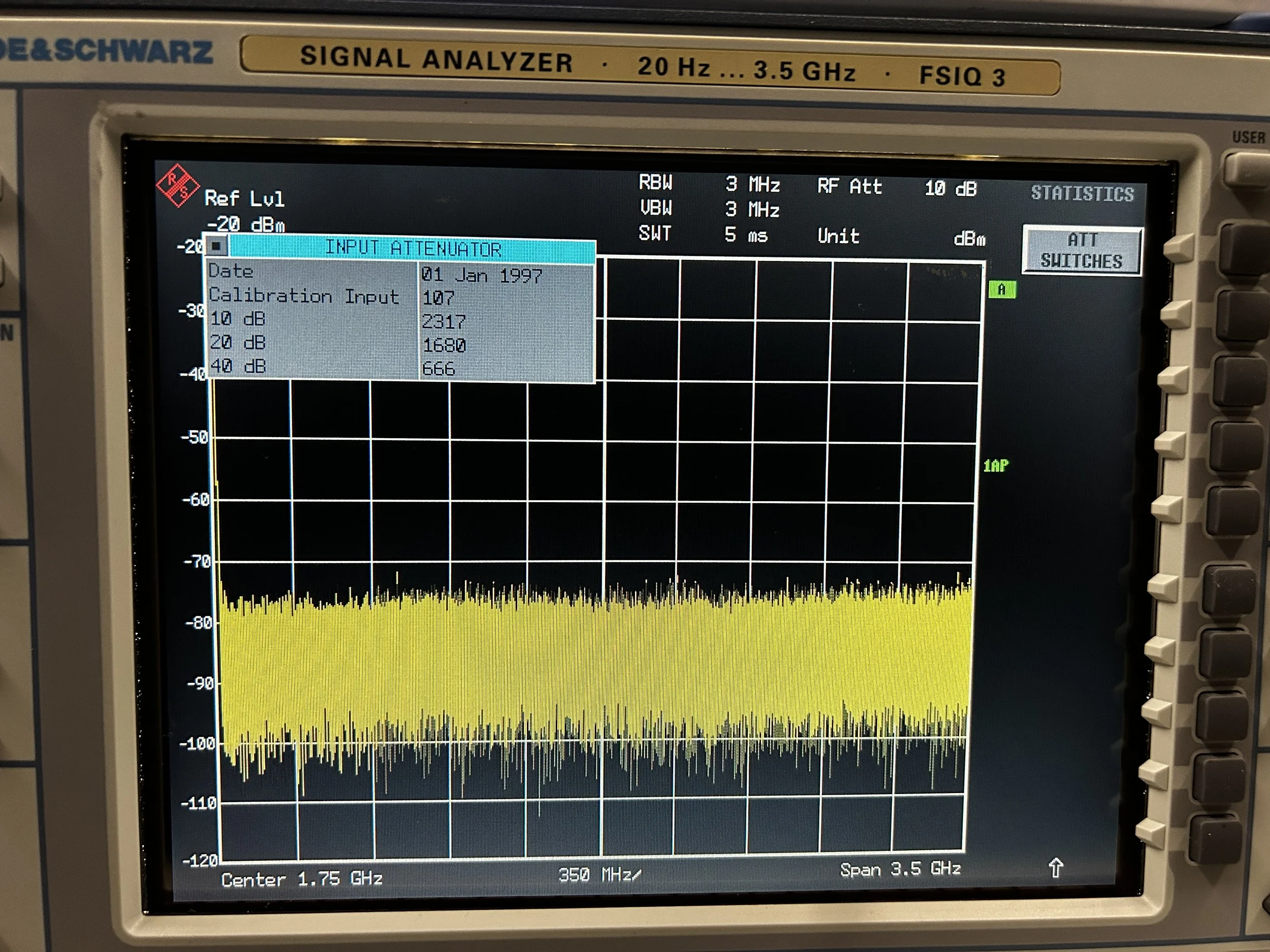 Rohde & Schwarz FSIQ3, Signal Analyzer, 20 Hz- 3,5 GHz, OPT: B4, B5, B7