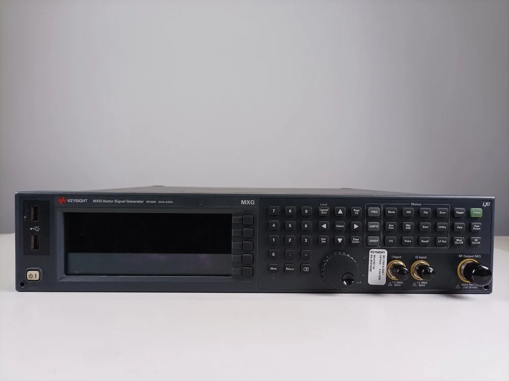Keysight N5182B, MXG Vector Signal Generator, 9 kHz-6 GHz, loaded with options, OEM Cal. 10/2026 #