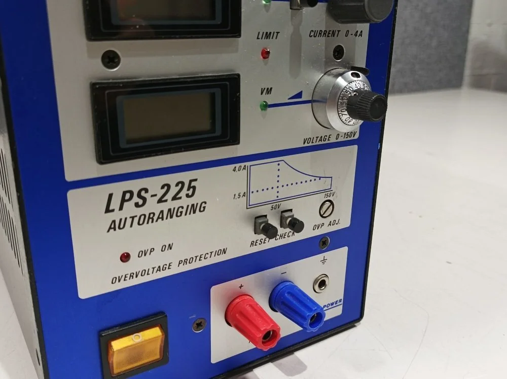 IL-Power LPS 225, DC Power Supply, 150 V / 4 A #