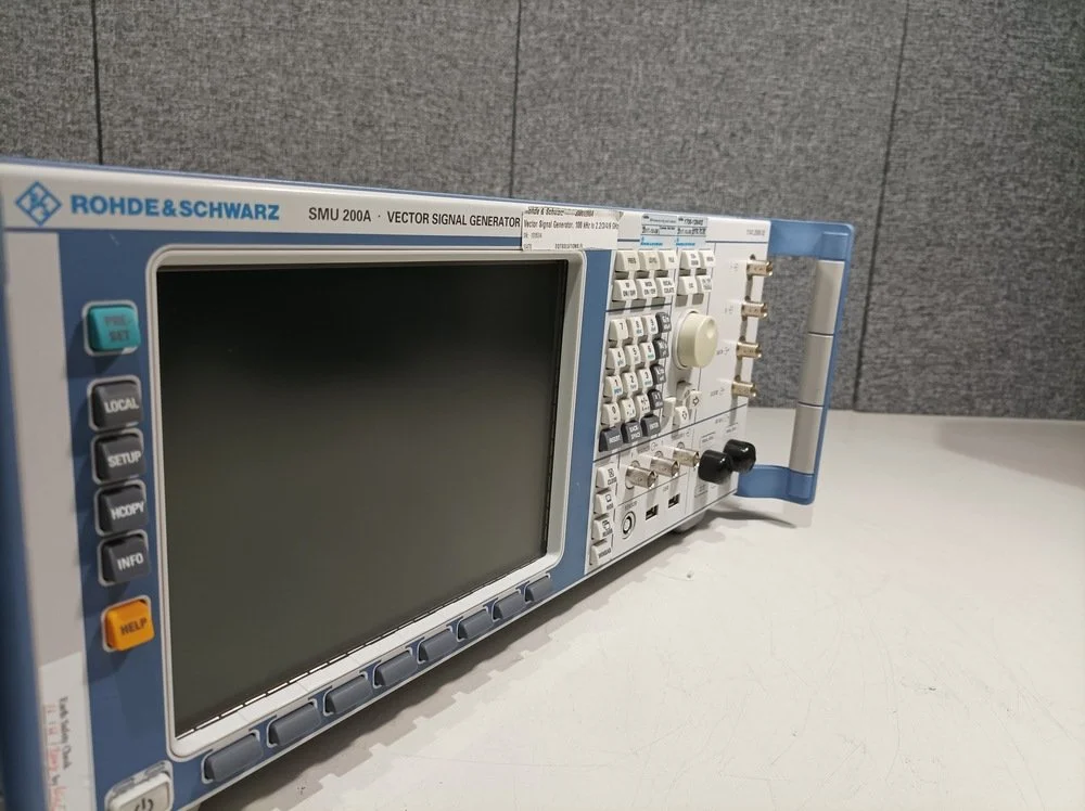 Rohde & Schwarz SMU200A, Vector Signal Generator, 100kHz-3GHz, Loaded with Options