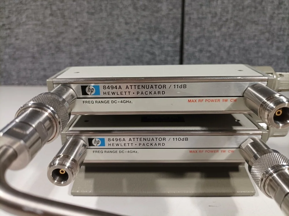 Hewlett Packard 8494A, Attenuator, DC - 4 GHz, 11 dB #
