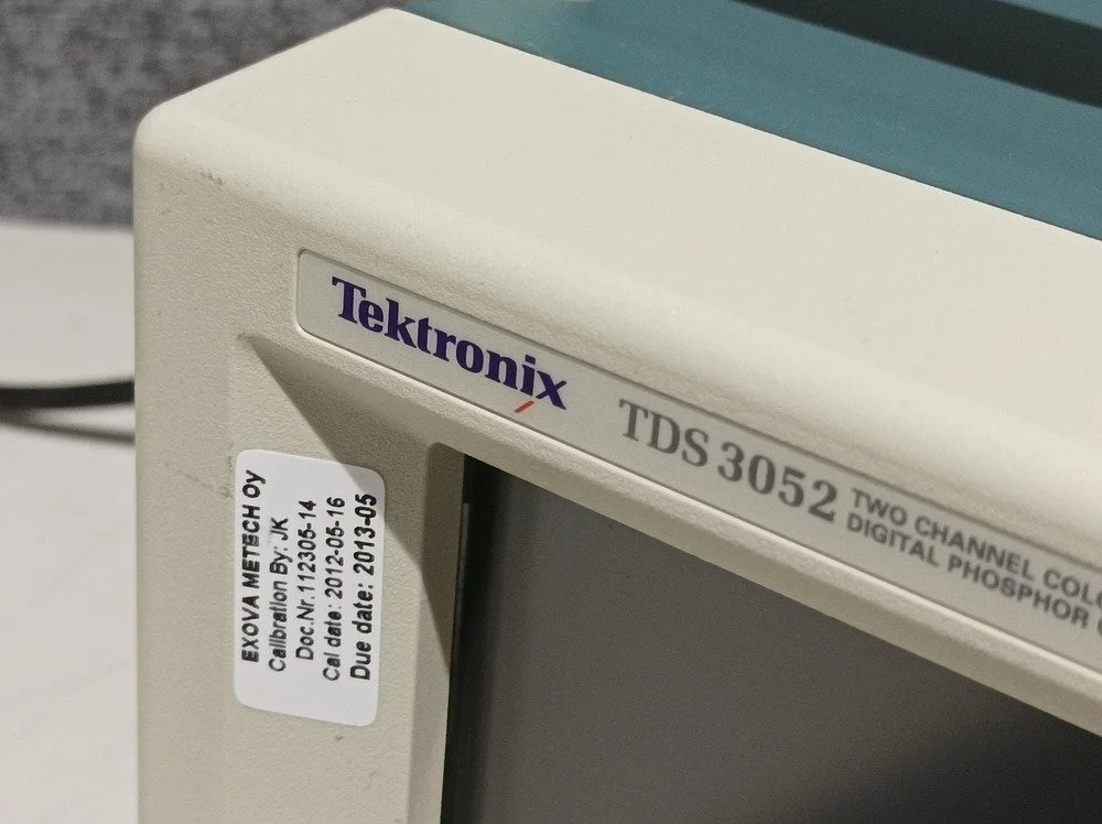 Tektronix TDS 3052, Digital Phosphor Oscilloscope, 500 MHz, 5 GS/s #