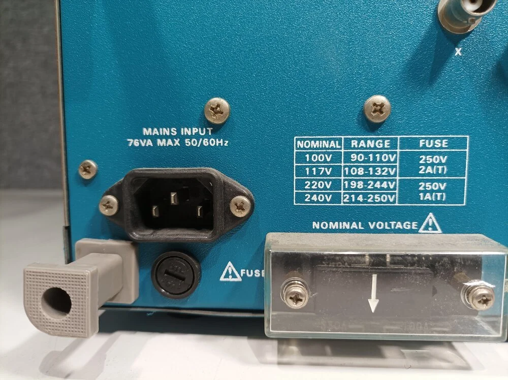 Hung Chang 5804 Digital Storage Oscilloscope 40MHz