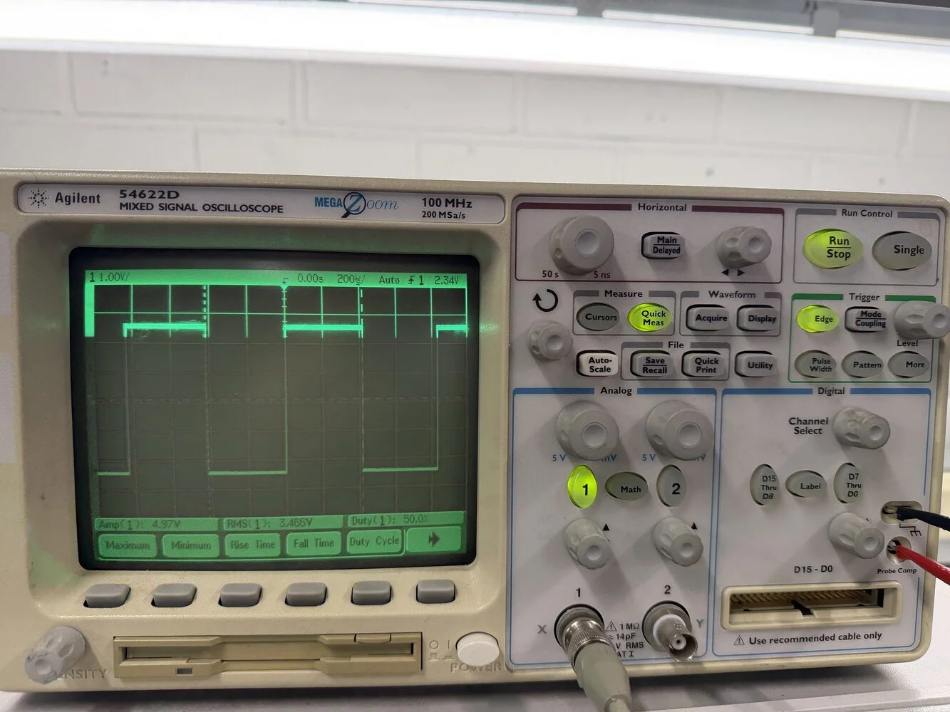 Agilent 54622D Mixed-Signal Oscilloscope 100 MHz #