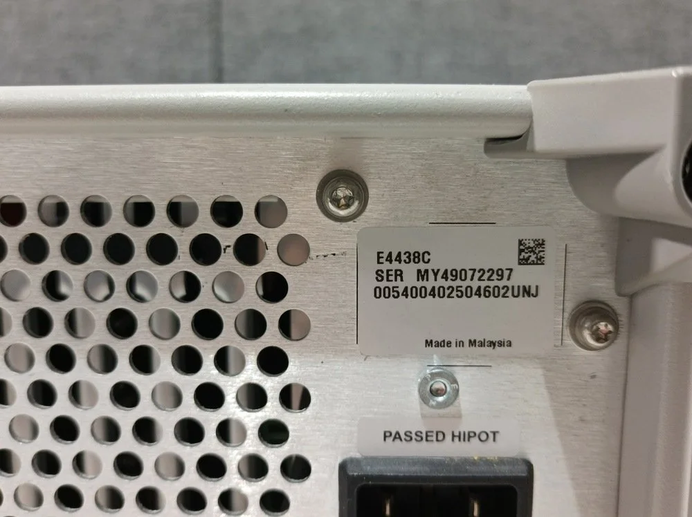 Agilent E4438C ESG Vector Signal Generator, 250kHz-4GHz #