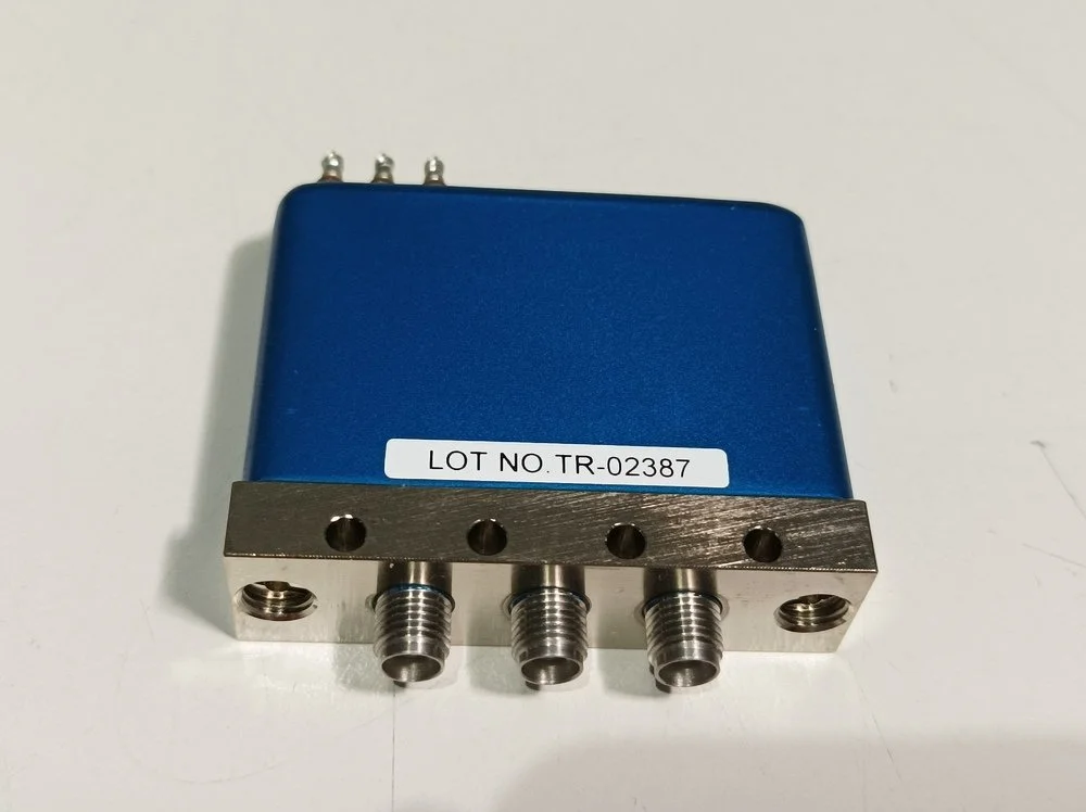 Teledyne CCRT-33S8C-R, Coax Switch, 12 VDC, D/C 1313 #