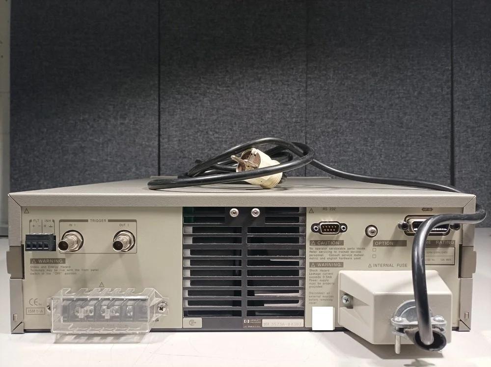 Hewlett Packard 6812A, AC Power Source / Analyzer, 750 VA