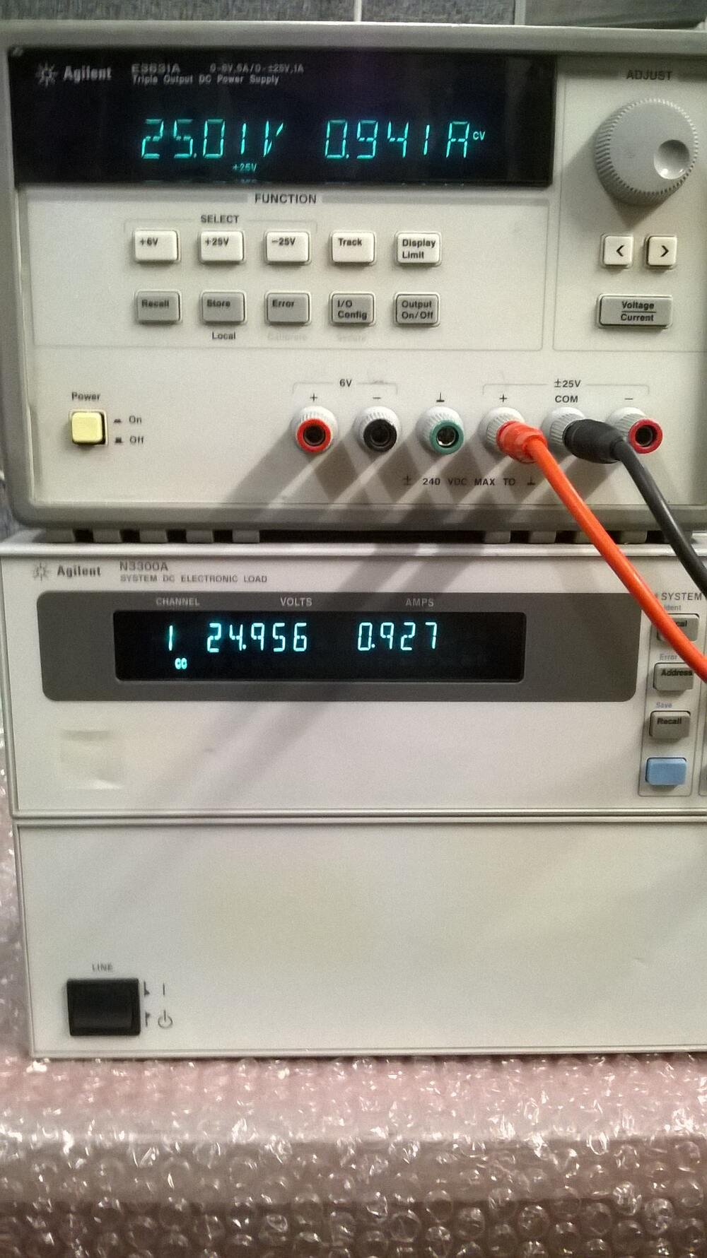 Agilent E3631A, Power Supply, Triple Output, 6V, 5A & ±25V Agilent E3631A, Power Supply, Triple Output, 6V, 5A & ±25V