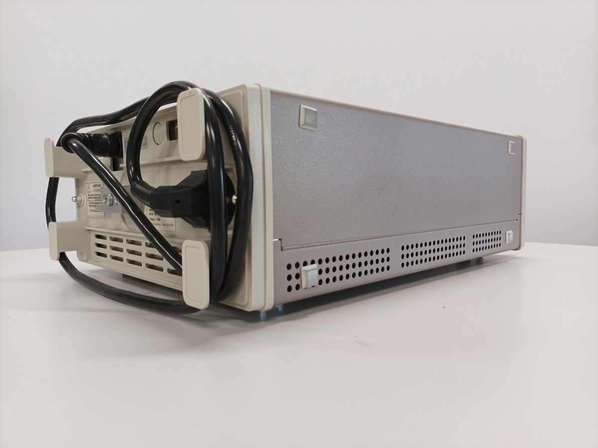 Hameg HM6050-2, Line impedance stabilization network #