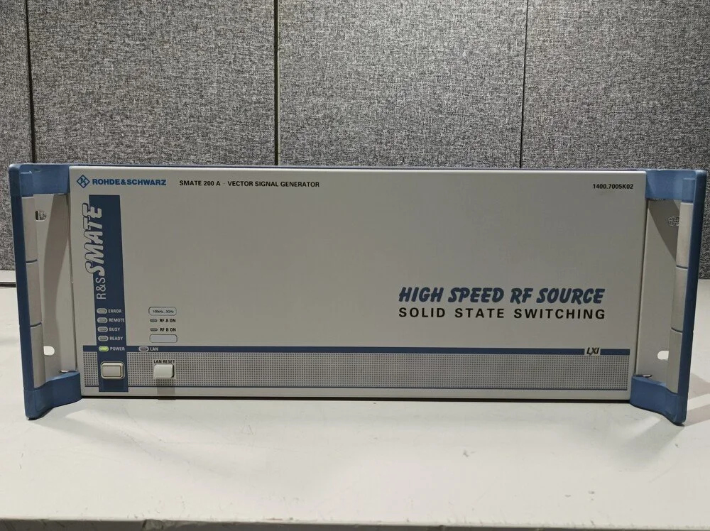 Rohde & Schwarz SMATE200A, Vector Signal Generator, 100kHz-6GHz, loaded with options 101540#