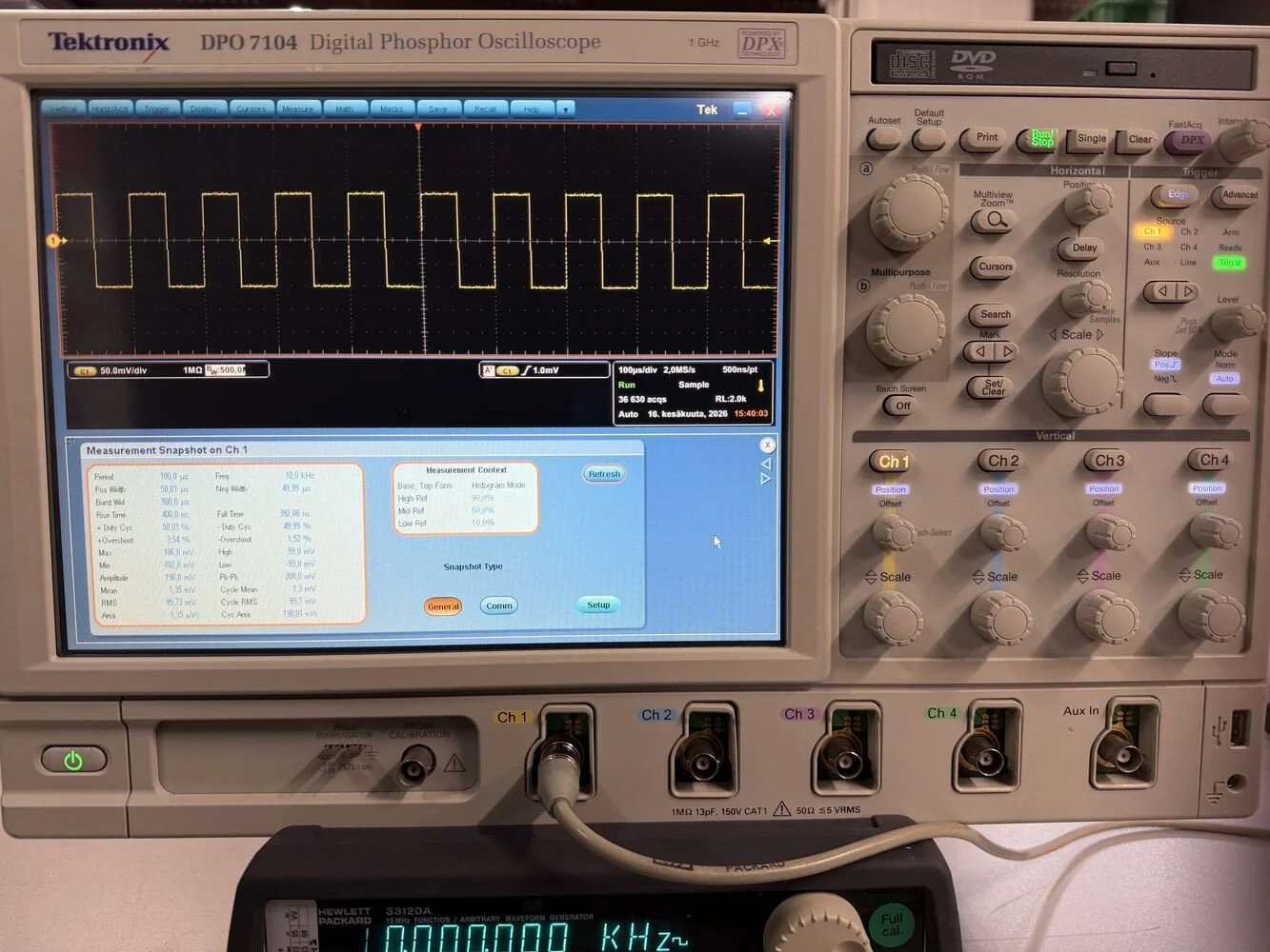 Tektronix DPO7104, Digital Phosphor Oscilloscope, 1 GHz , w/OPT #