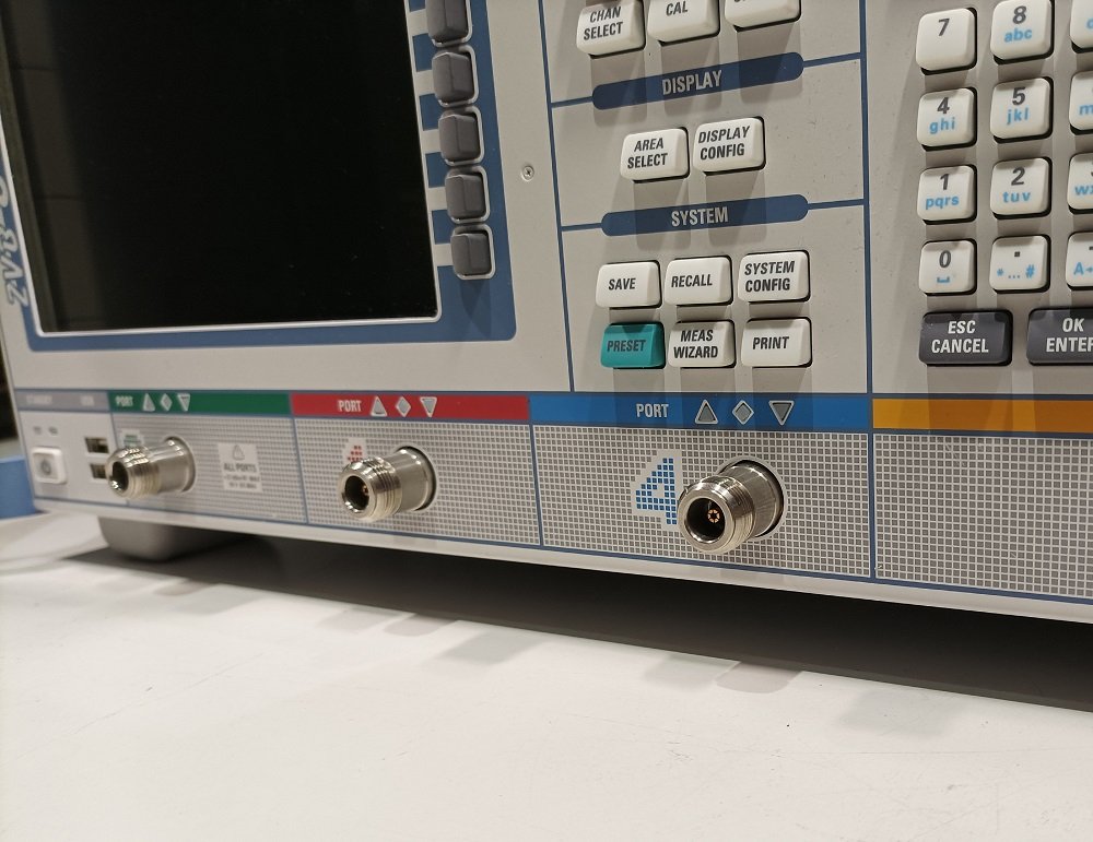 Rohde & Schwarz ZVB8, Vector Network Analyzer, 300 kHz-8 GHz, 4-port #