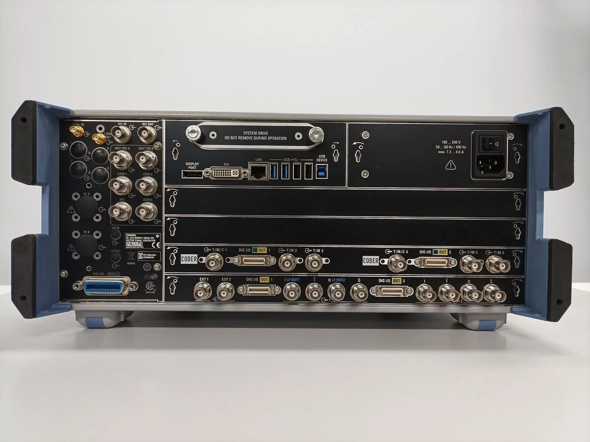 Rohde & Schwarz SMW200A, Vector Signal Generator, 2x6GHz OEM CAL 08/2026 #