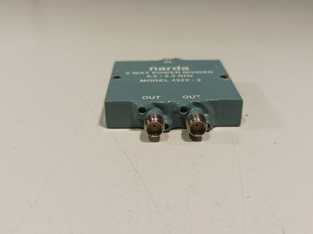 Narda 4322-2, 2-Way Power Divider, 0.5-2.5 GHz #