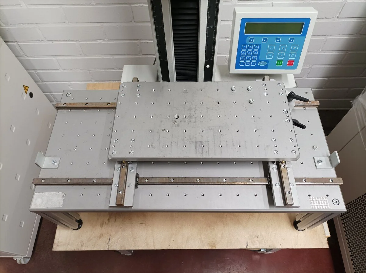 Lloyd LRX Plus, Tensile Tester, 10 N - 5000 N #